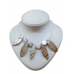 NECKLACE WITH  REAL PERLS & SHELL BEADS 45CM
